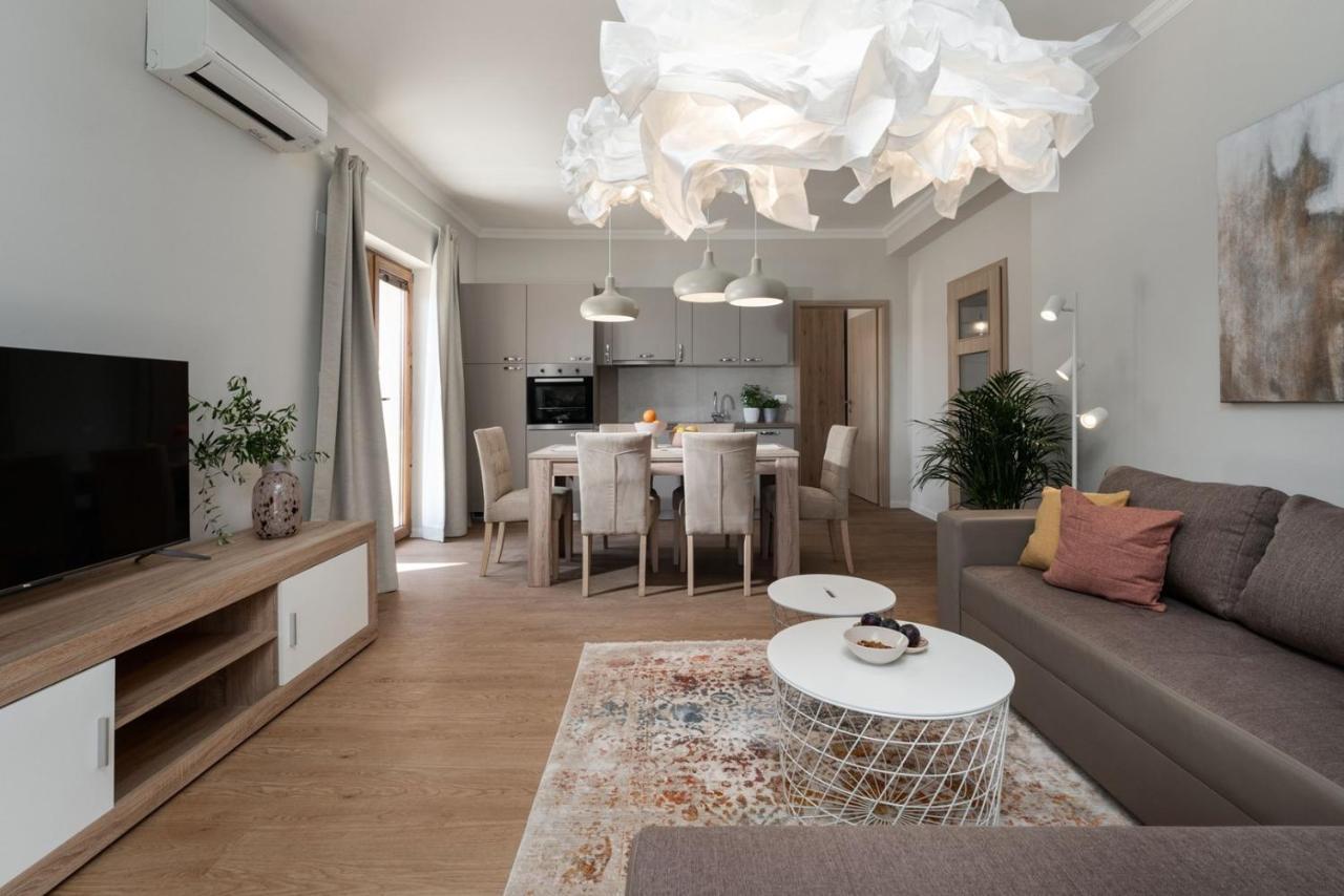 Apartments Alloro By Seeadria Agency Novigrad Istria المظهر الخارجي الصورة